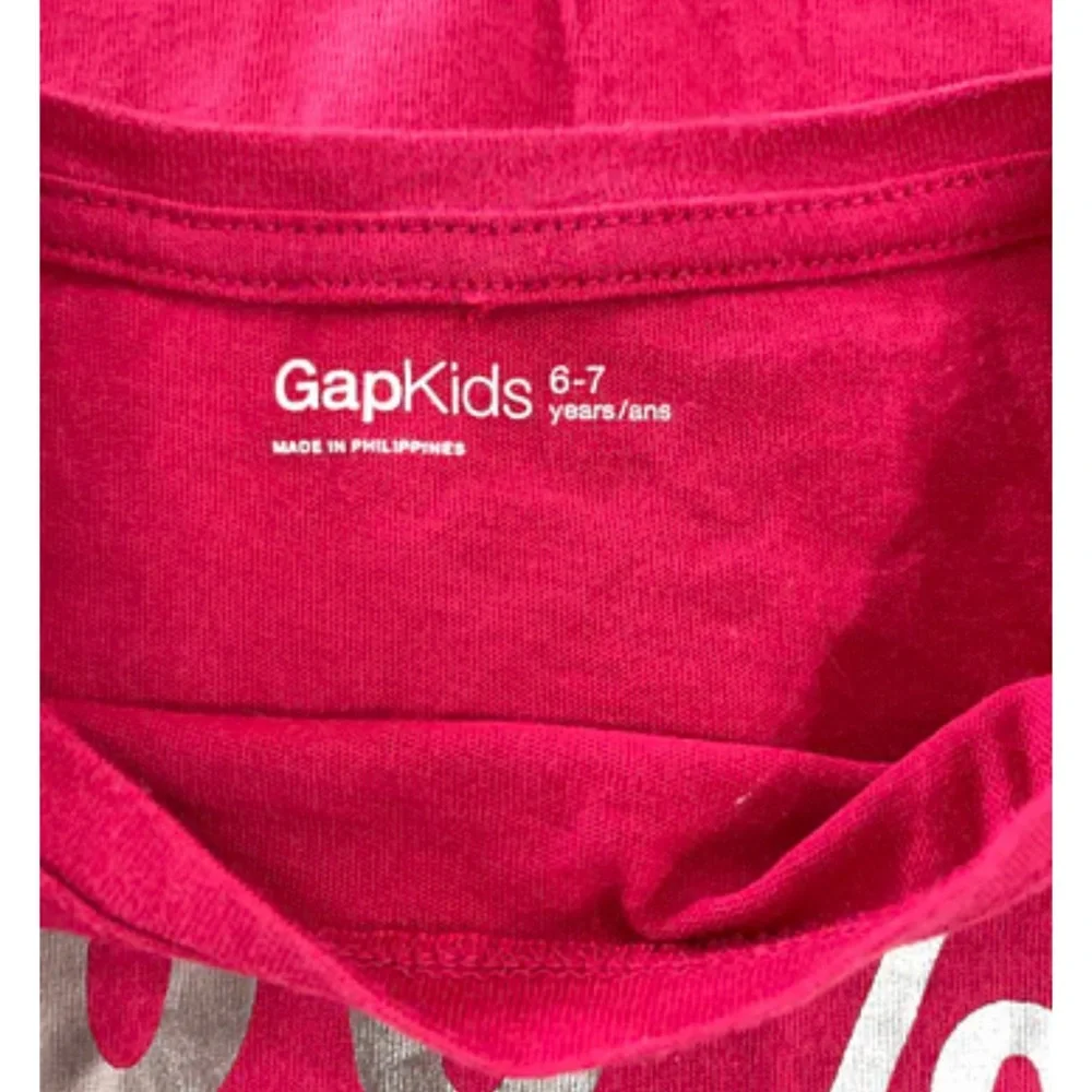 Gap Kids Girls Love Graphic Long Sleeve Tee 6-7